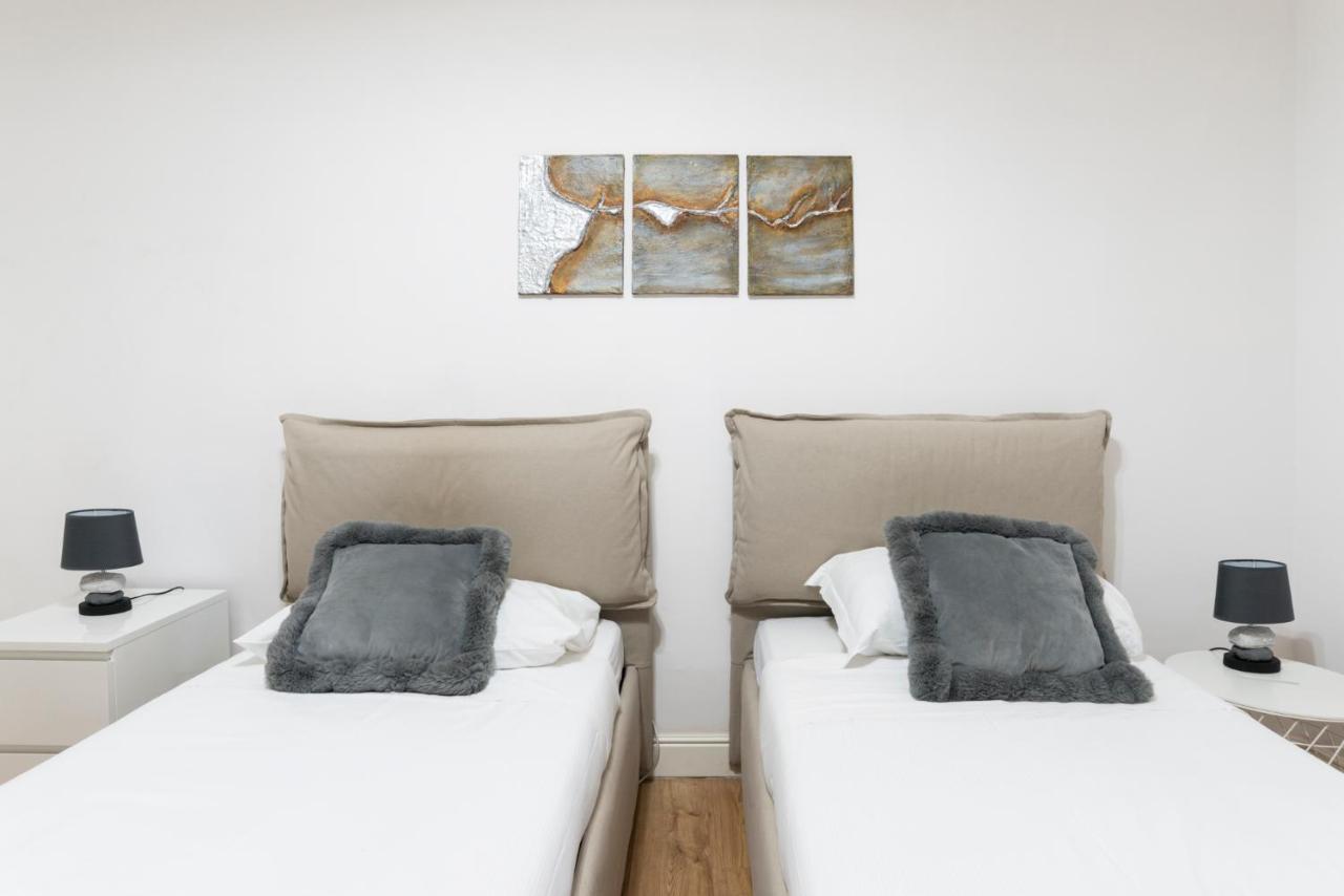 Tiber Majesty 25 Piazza Del Popolo Appartement Rome Buitenkant foto